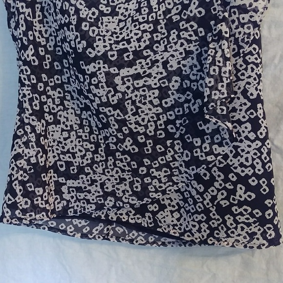 Layered sheer sleeveless top w/asymmetrical ruf - Picture 3 of 4